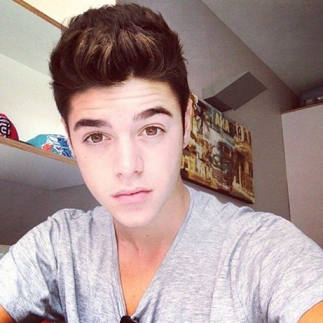 Since i gave you a free follow please do me a favor and follow @lucymachelx