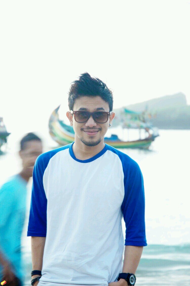 Zarezhaa's profile picture. whatever!!!