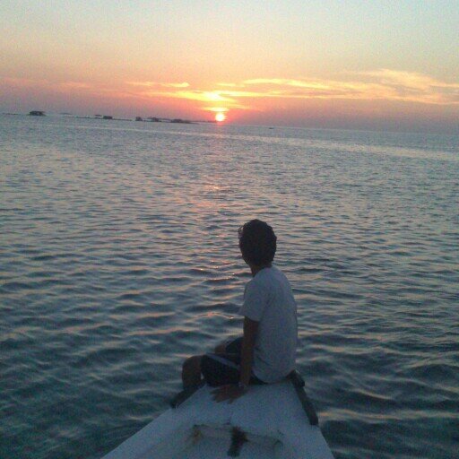 _Ardiansyaah's profile picture. Web Developer | Melodi Dini Hari | ~Love The Life You Live, Live The Life You Love~