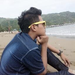 Arisxismail's profile picture. Try to always love you and never make a fear ! :)  :)