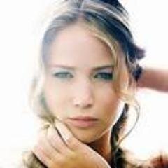 awwspeeta's profile picture. ♥The Hunger Games, caching Fire and Mockingjay☻                                                     .Peeta and Katniss.