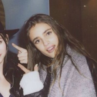 follow me in my new acc. @KikiiiMJ !