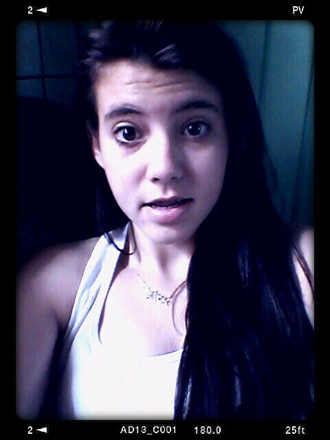 mirocaa suua gorddddda que so me encomodaaaa e me ama demaiiiiiiiisss  , te amo chata s2 @cristiiaan__ aqui :3