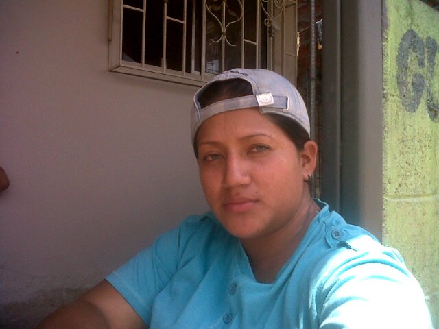 Me. Guzta lograr lo k kiero , soy risueña .me encanta el. Futbol me guzta. Todooo!!
