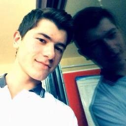 Galatasaraylıyım/Kullanıcı Adı Farklı Bir Anlam Taşıyor. Lise 3 Dil bölümü okuyorum. #takipedenitakipederim
 http://t.co/XgHZc1CLsK