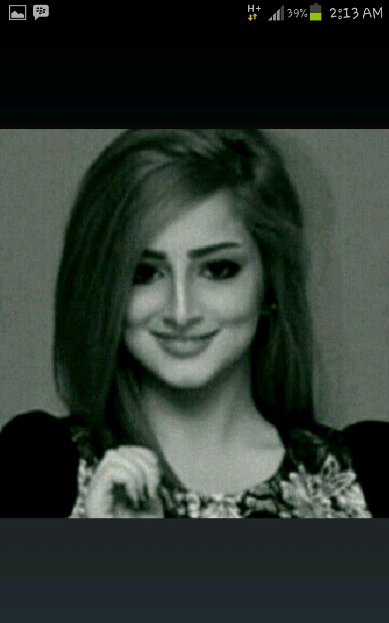 ‏‏انسانه راقيه واحب البساطه والتواضع ومرحه عاشقه لعلم النفس، شهريه &آلنماص&