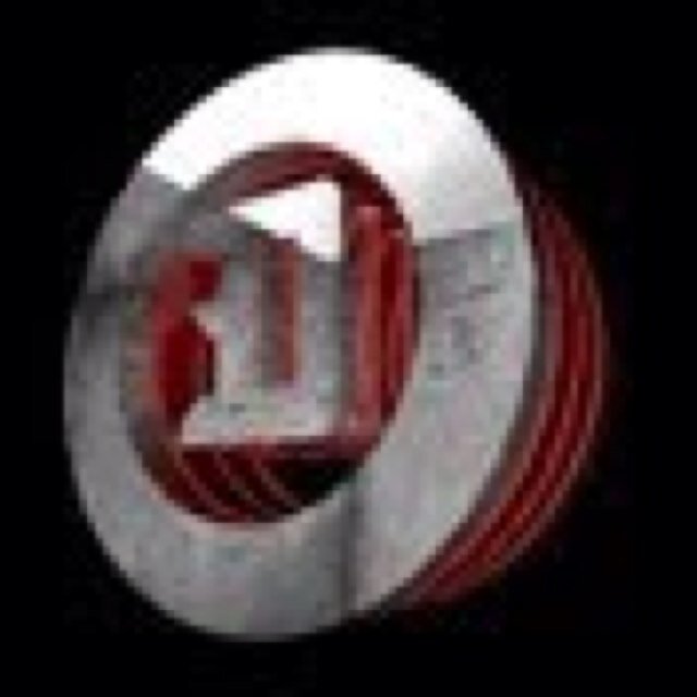 DistanT sniping. We are a trickshoting clan and feeding. We are growing and we have already got good people.If you want to join message DistanT KryZ and Wishh.