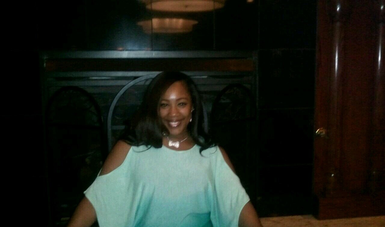 Proud mother of 3 beautiful children. Front Office Supervisor at Madison Hotel top hotel in Memphis. Proud daughter of legend Isaac Hayes
