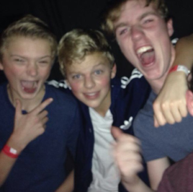 Jc_x98's profile picture. Stay positive :)