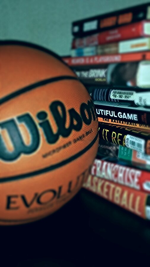 Bringing you the best hoops articles on the net. Every single article will mention author and publisher. Moderator: @theexpert91