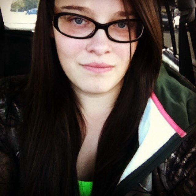 brittneyhook16's profile picture. 