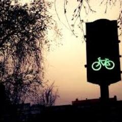 Ochandeando. Mi bici y yo a todas partes. Como miembro de un todo (Two E adelante). Conozco a un nuevo Lannister.