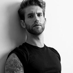 Musician, artist.Gifted with empathic abilities. Addicted to getting inked. Most people call me JD. *Tips the whiskey.*  (RP 21+)