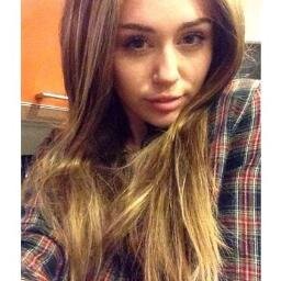 xMileyCyrusHM's profile picture. the more followers i get the more she will realise we want her the old way ! miley come back to us 3