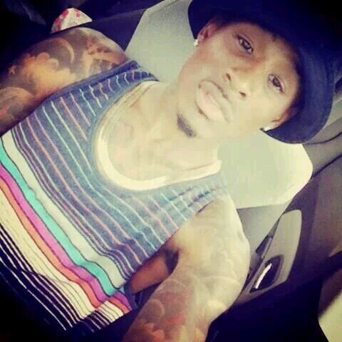 #Cau17
just a yung nigga trying to make a mill 
#SingleAf