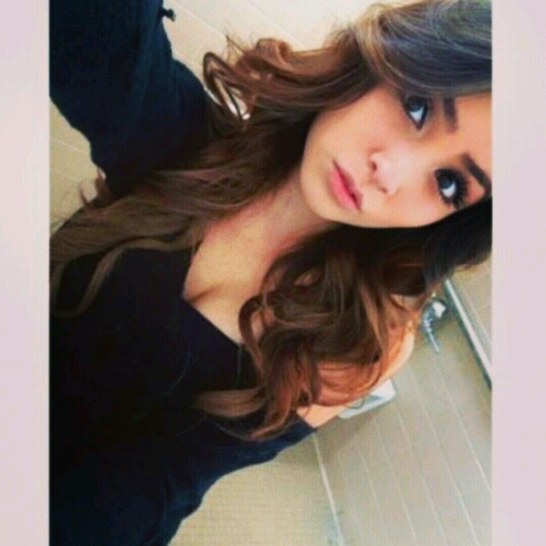 Shes addicted to breaking hearts & moving on...