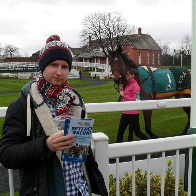 Health and Social Care Lecturer! passionate tennis and horse lover!