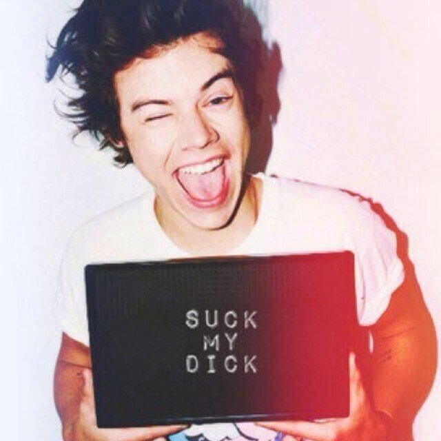 Ignore the user! This is an old account! Saved account go follow @narrysboner ask for followback