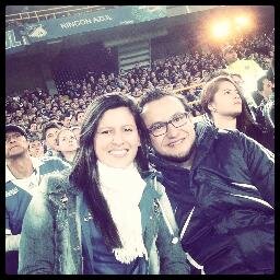 Apasionado por Millonarios, por ver y jugar deportes, especialmente fútbol, viajar, aprender, comer, beber y vivir...