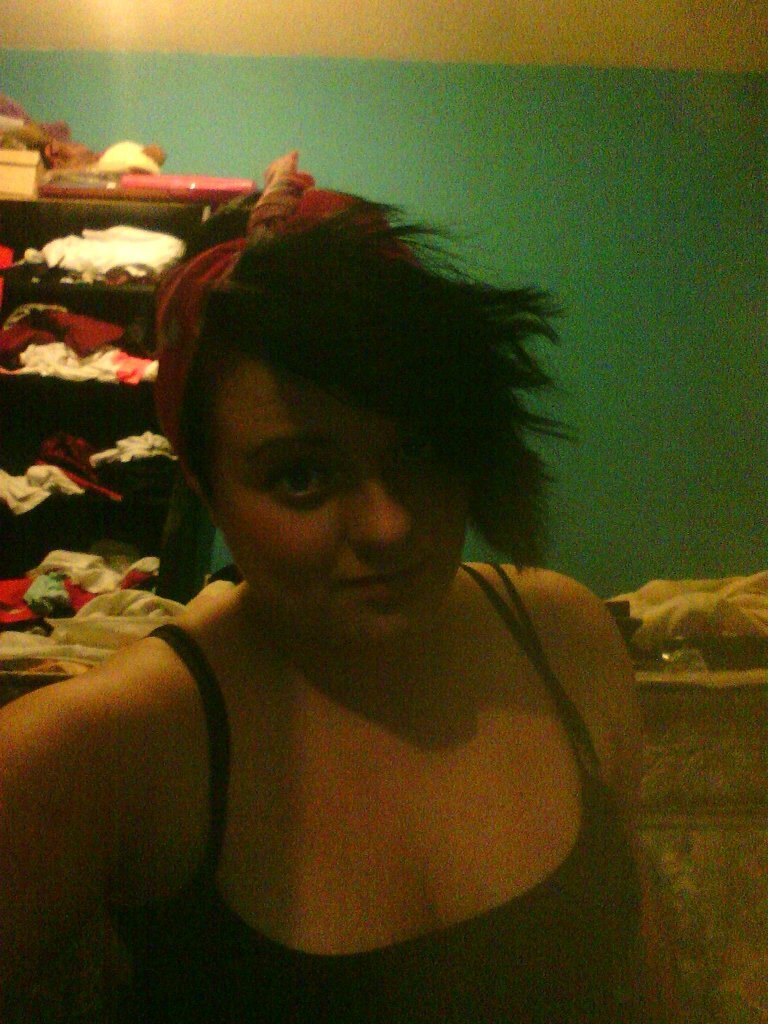 hey guys check me out on YouTube sammie jane sings ;)