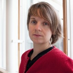 Är redan: journalist. Vill också bli: SvA-lärare. Lever för: min dotter och ALLA andra barn.