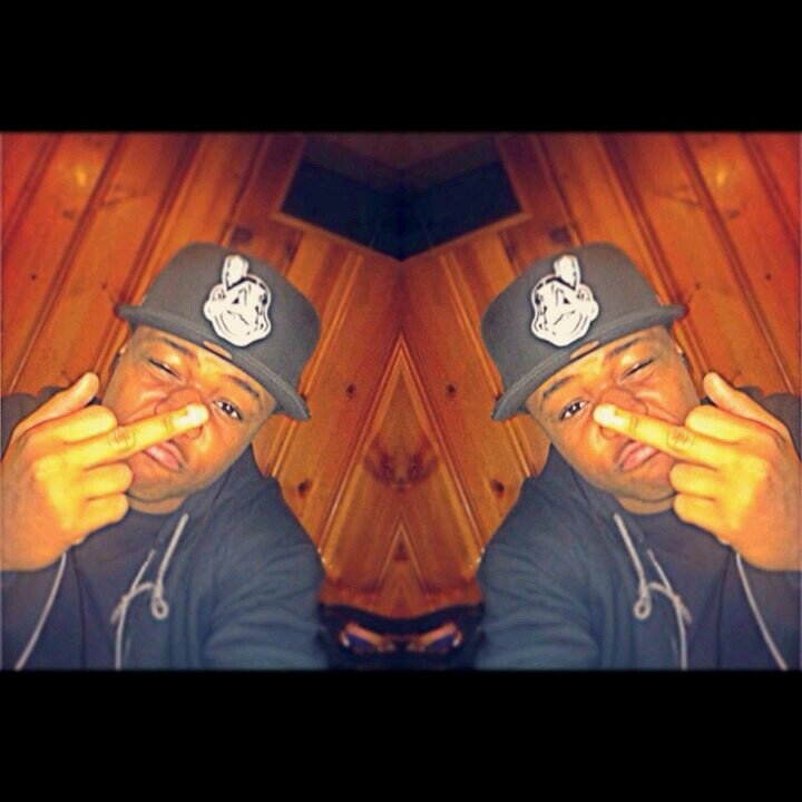 Im That type that Glo' im that type of nigga That Steal Ya Hoe ,