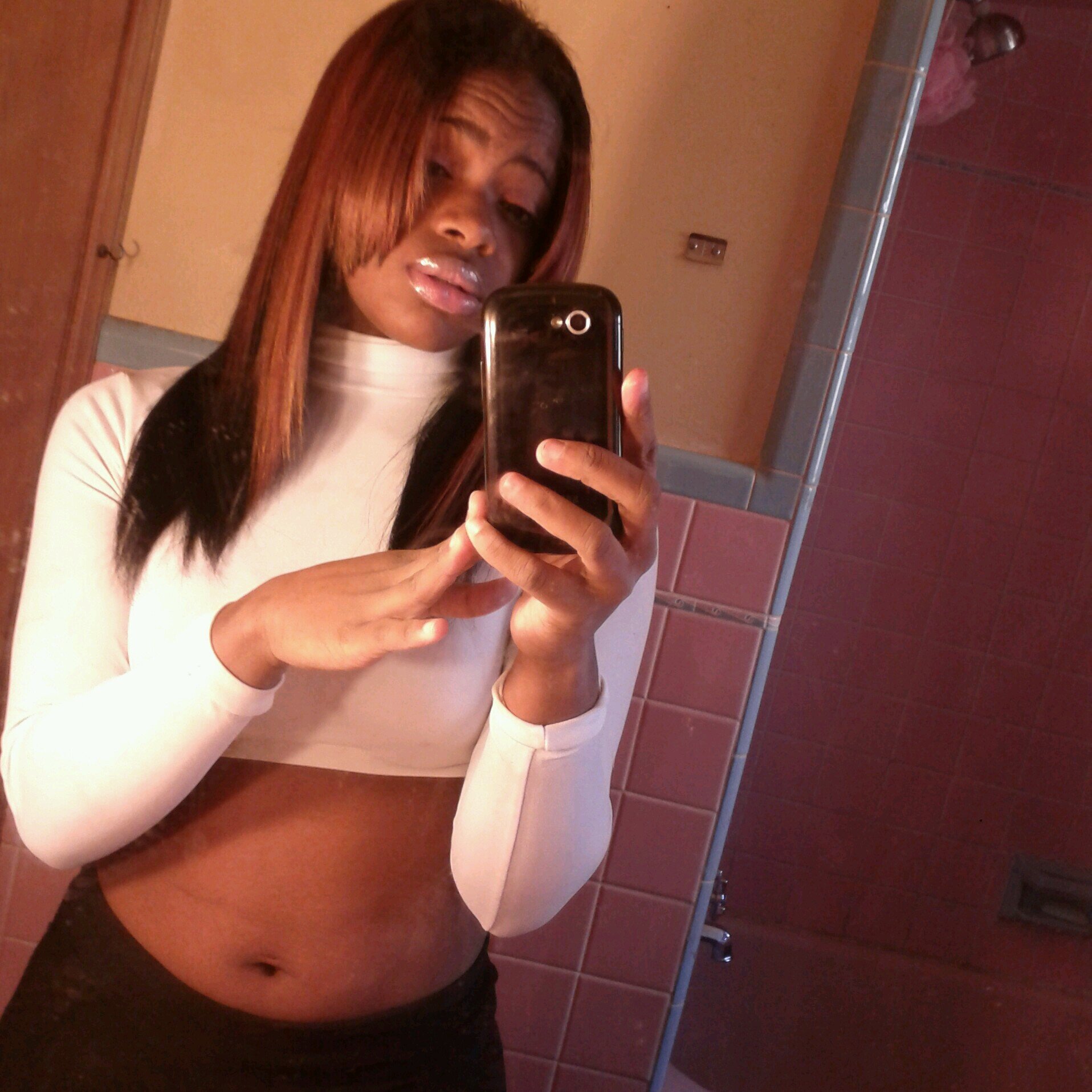 ___Thuggiin's profile picture. | If Youu Dont Liikee Meeh| Dont Liikee Wat Im Tweetiin| Then Dont Follow Meeh| R.i.p Byrone,JuJu,Bestfriiend,Auntie,Mama....miss you guys