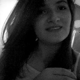 ReianaRocha's profile picture. Amo tomar banho de chuva, correr em meio as árvores, amo comer, amo dormir, amo namorar muito meu namorado, gosto do que me faz bem e livre,,