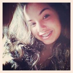Sorria , mesmo que o mundo não te permita ! ☮