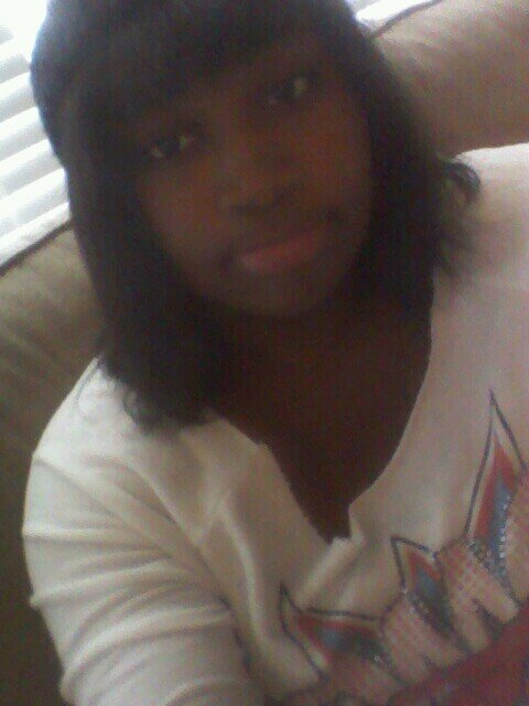 whats undastood aint gotta be explained..lovin life with my baby/future husband..jus a queen lovin her king