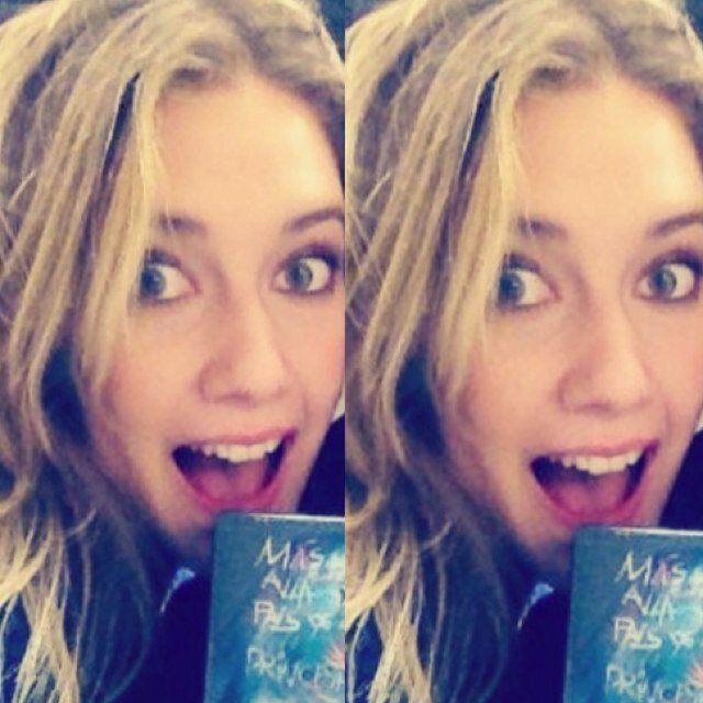 And your eyes... irresistible @clarialonso_