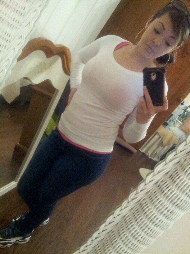 Go Follow My Main Bitch @obeyy_sosaa . ❤