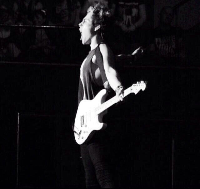 Hi. I'm Luke. I am a roleplay account. Hit me up girls. Single ;). Im in a band. We do weird shit sometimes