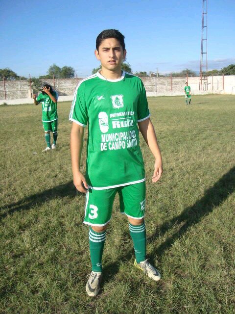 nicolasnieva3's profile picture. Ex Jugador de Libertad de Campo Santo
