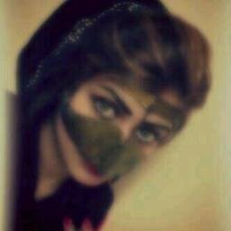 لا تعبث ب قلبي ، ف اعبث  ب كرامتك