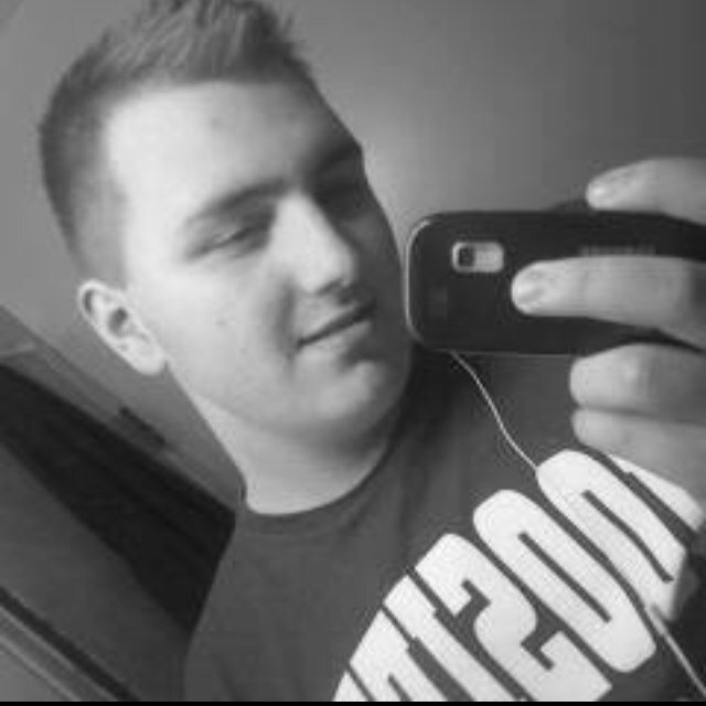 Andrewthc78's profile picture. Andrew, Senior, River Forest! snapchat: andrew_joseph78!