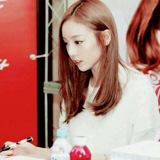Hello.I'm Koohara from Kara ☀I love Kamilia.Come to talk with me.( ◜◡‾)(‾◡◝ )#Justbotnotreal#Hara {Real : @_Sweethara}♥Secret Love.