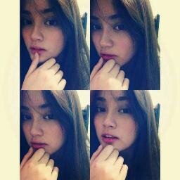 ●Ig : ficyaa_
●Wc : sofhiaaa
●Walks like rihanna