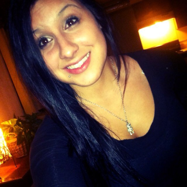 Im 20, outgoing, hate DRAMA! Shit im just a cool ass chick like to have fun ☺