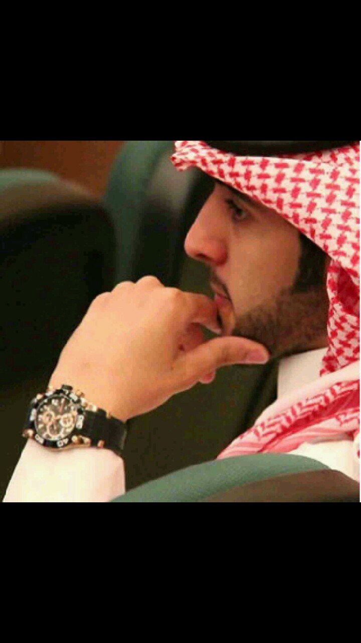‏‏‏‏‏احب القراءه والتعارف واحب زوجتي واولادي واطمح للنجاح دائما