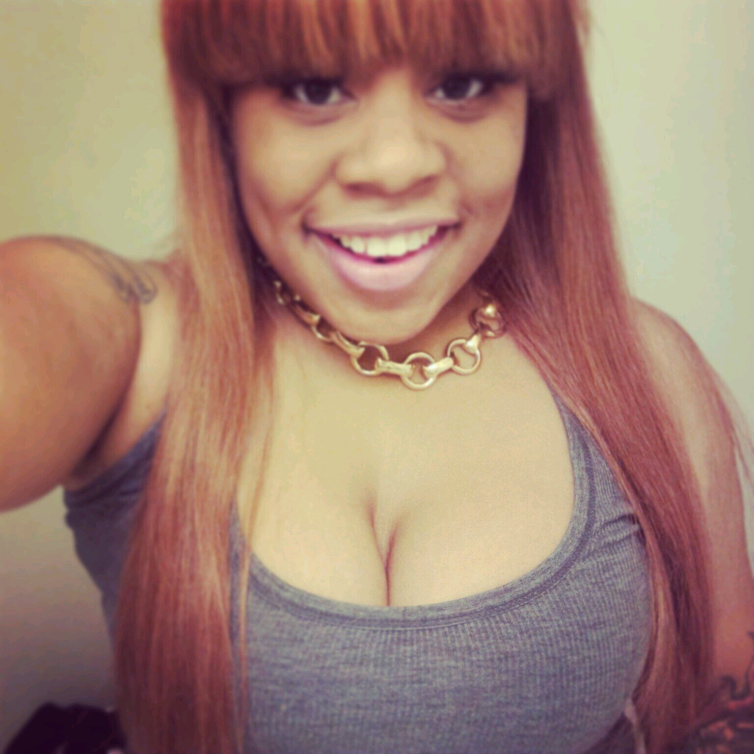 Dont have to much time..So let's make this quick..Follow me a Boss(: