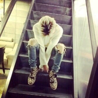Men HYUNSEUG ♥ and JunSeung Support ★ Can follwe me now ' '-