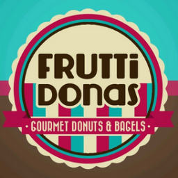 Somos una tienda ubicada en el Nivel Roma del C.C. Vía Veneto  que te endulzará el día con el sabor único de nuestras donas. ¡Pídela con Frutas!