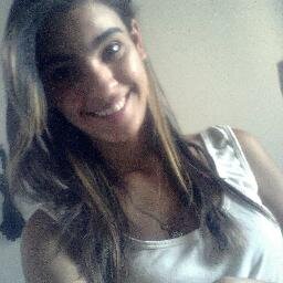 Sou danada,teimosa,muuuiito ciumenta, ii chata . quem naum goostar de mim , que si esploda ,poorq eu msm naum vou ligar.