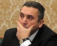 Гражданский активист, взаимный фолловинг, читаю взаимно