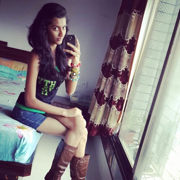 Deepika Padukone 3 once a die hard fan..always a die hard fan ♡♥ instagram : Manasvi22
