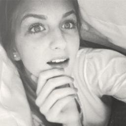 1,59 de lerdeza. .
| Directioner & Lovatic ♥
| LM | SG | JB | ☼ |
∞ Nutella for life ∞ |

           ▲ http://t.co/WoJa5rItxt ▼