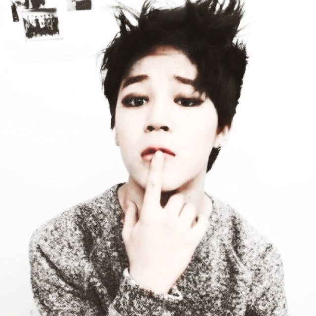 {★บ อ ท จี มิ น★} #방탄소년단 - 1312O8♡ แค่หน้าตาดีไปวันๆ เหงาก็ทักอยากให้รักมาก็มาม้ะ II ☞ @VOYAGEFAM #95ไลน์