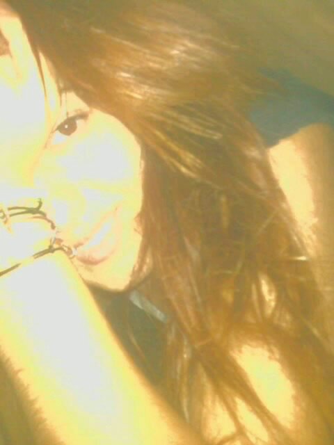 eumorfia_elisa's profile picture. agapame iliaki-keno0riou-moutsina kai daskalo...gt ein gia desimo :D