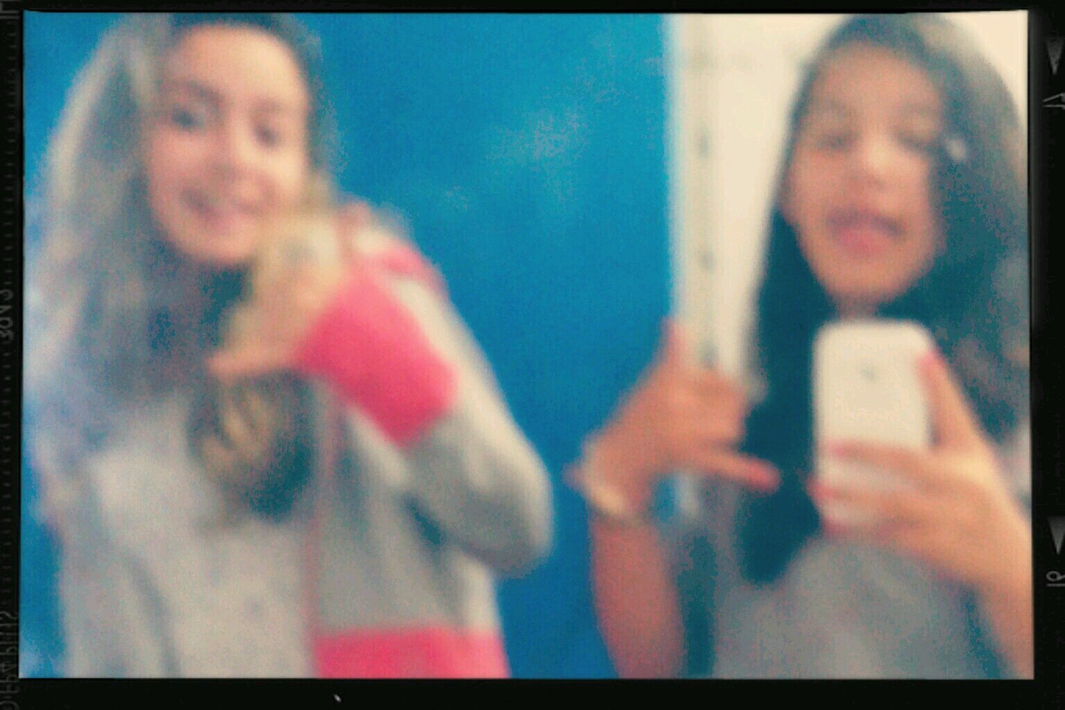 Conta comigo pra qualquer coisa, to aqui sempre que precisar, te amo praga/ @uq_fran ♥